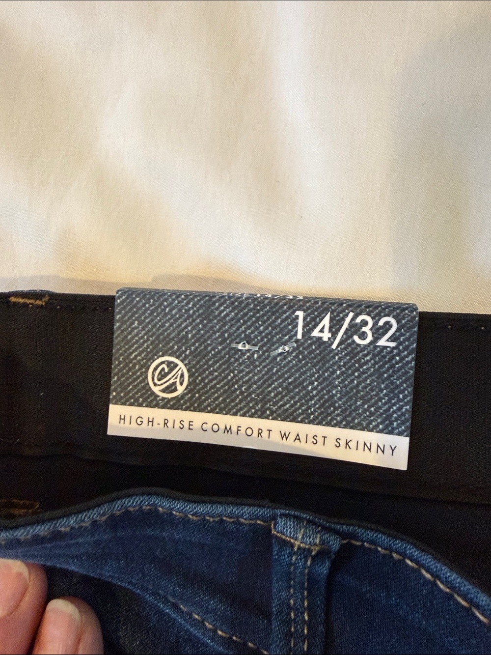 Curvy Comfort Dark Blue Skinny Jeans - CURVY - Picture 3 of 6